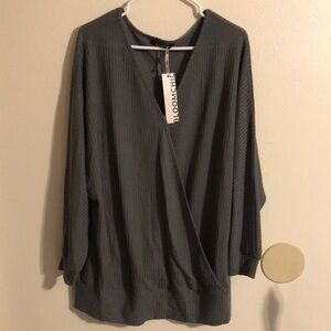 BloomChic Gray Wrap Blouse 3/4 Sleeve Relaxed Fit